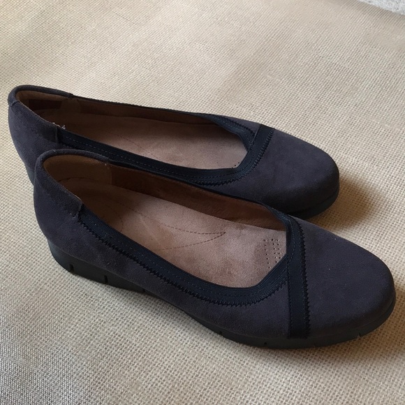 Shoes - Clark’s Artisan brown and black flats